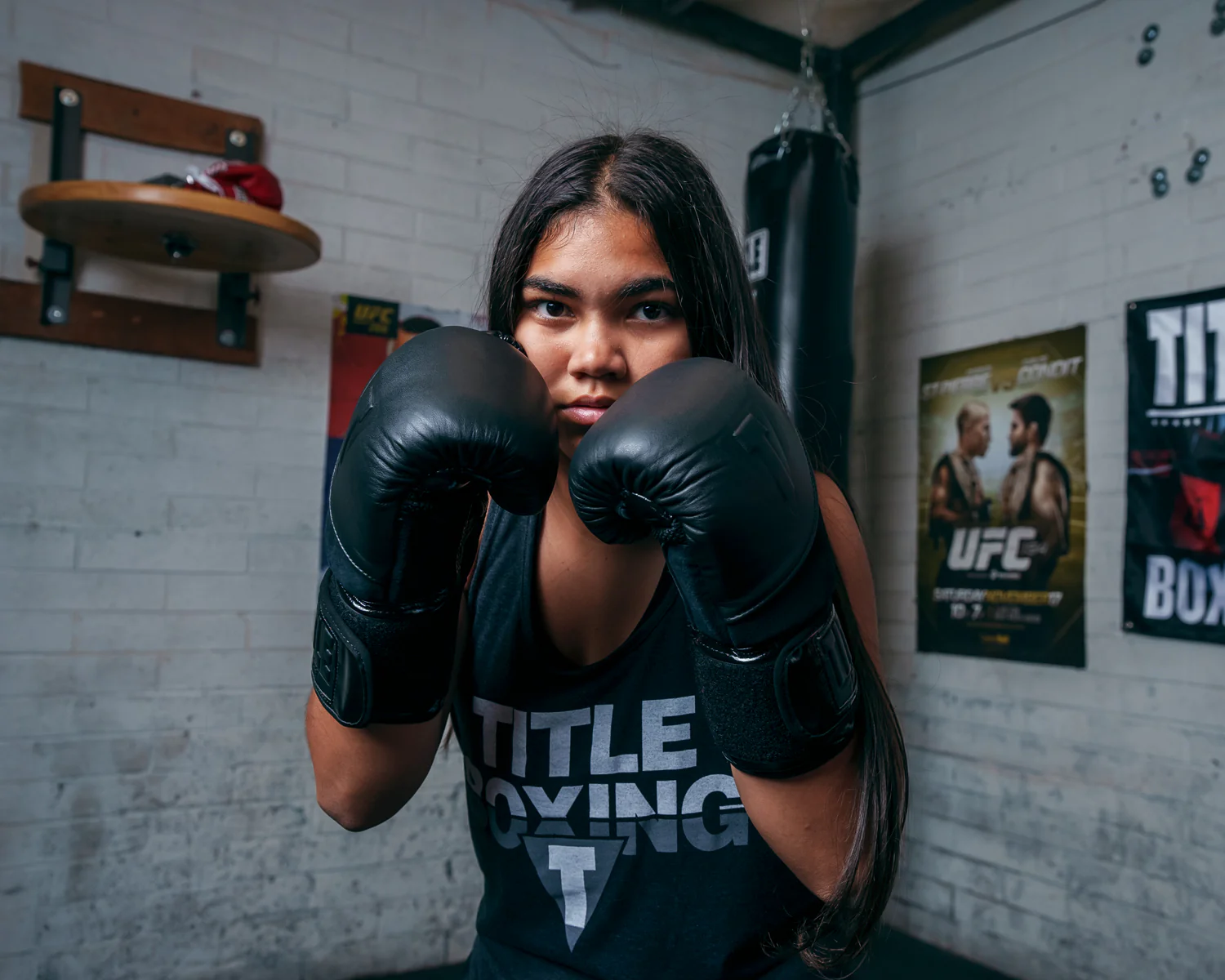 TITLE Black Blitz Fit Boxing Gloves - Image 8