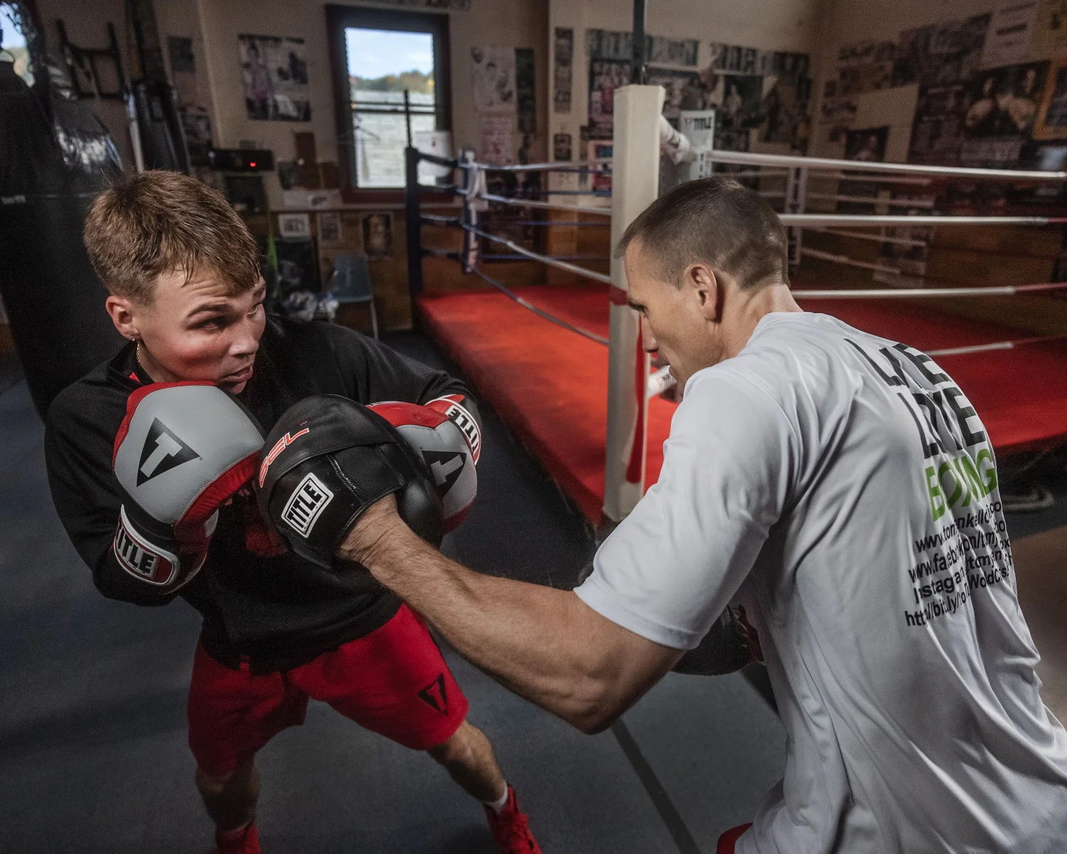 TITLE Boxing Gel Rush Bag Boxing Gloves - Image 9