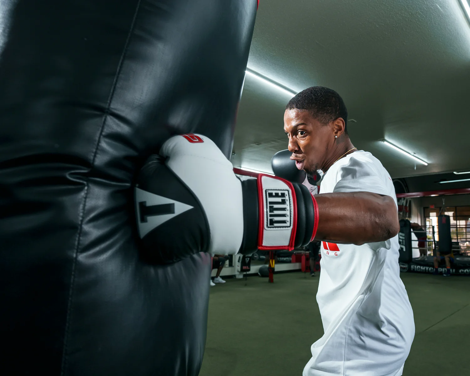 TITLE Boxing Gel Suspense Training Boxing Gloves - Image 10